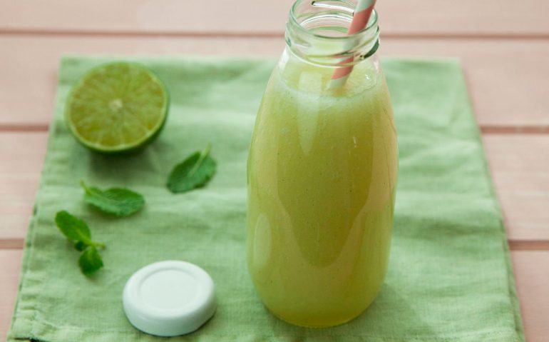 Suco-de-Melão-Hortelã-e-Limão